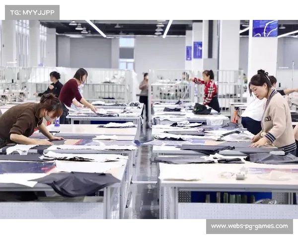 荷兰设计师推出可降解护膝 沙排运动员积极测试环保运动装备 荷兰设计师推出可降解护膝 沙排运动员积极测试环保运动装备